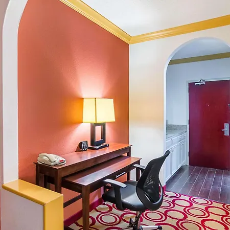 Quality Suites Lubbock Southwest-2
