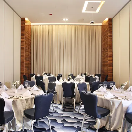 Grand Cosmopolitan Hotel-3