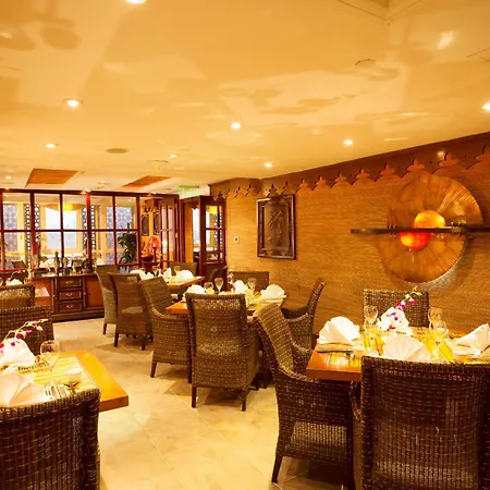 Arabian Courtyard Hotel & Spa-3