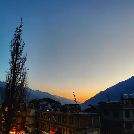 Surya International Hotel Manali Near Mall Road-3