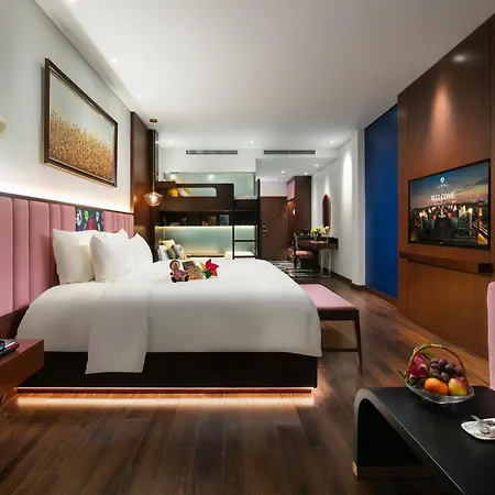 Aurora Central Hotel-2