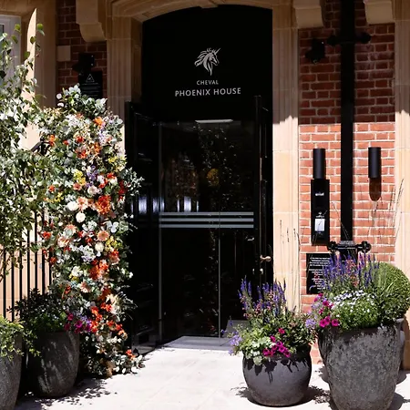Cheval Phoenix House At Sloane Square-3