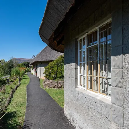 Cathedral Peak Hotel-3