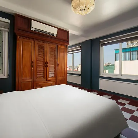 Delica Premium Hotel-2
