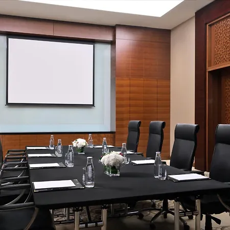 Crowne Plaza Dubai Festival City-3