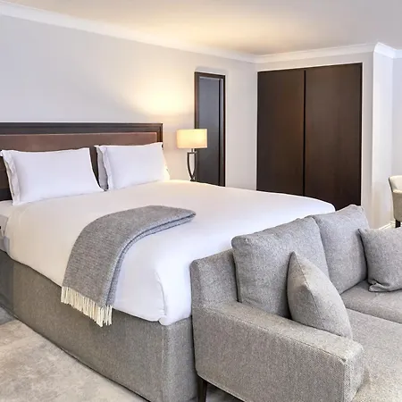 Fraser Suites Queens Gate-3