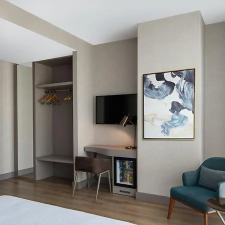 Delta Hotels By Marriott Istanbul Kagithane-3