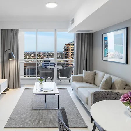 Meriton Suites Bondi Junction-2