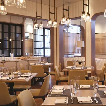 Four Seasons Hotel Miami-2
