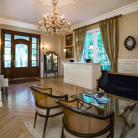 The Chanler At Cliff Walk-2