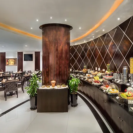 Savoy Suites Hotel Apartment - Dubai-3