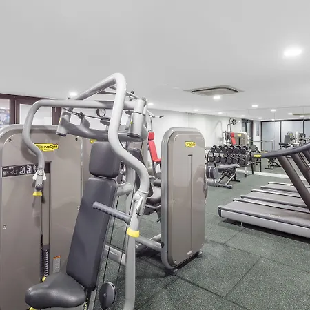 Meriton Suites Church Street, Parramatta-3