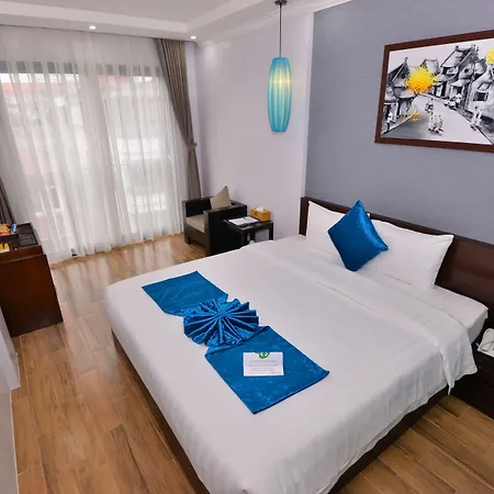 Bella Premier Hotel & Rooftop Skybar-2