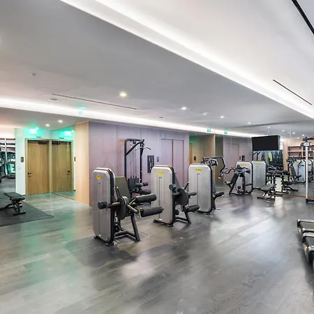 City Escapes Suites At Sls Lux Brickell Building-3