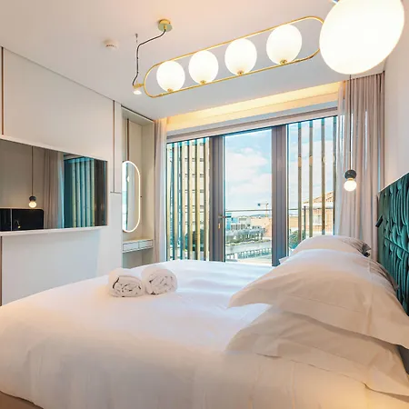 Luster Hotel-3