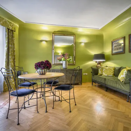Black Star Suites-3
