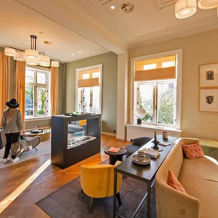 Pestana Amsterdam Riverside-3