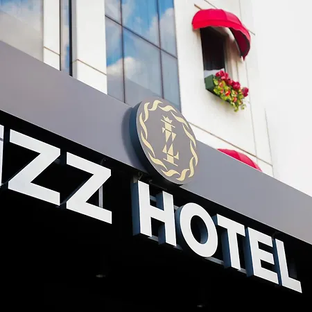 Izz Hotel Kosuyolu-2