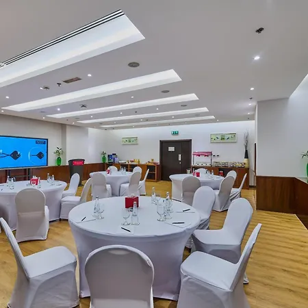 Ramada Hotel, Suites And Apartments By Wyndham Dubai Jbr-3