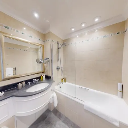 Cheval Knightsbridge-3