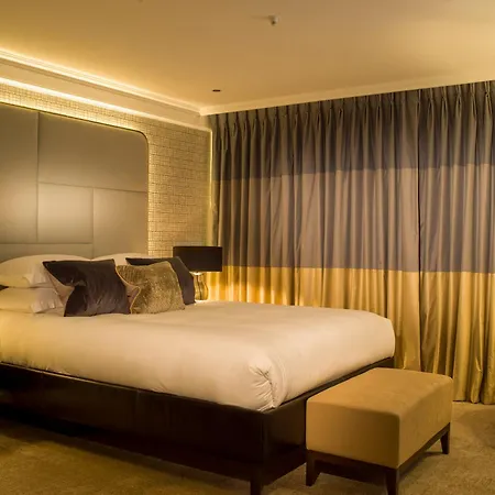 The Guardsman Hotel-3