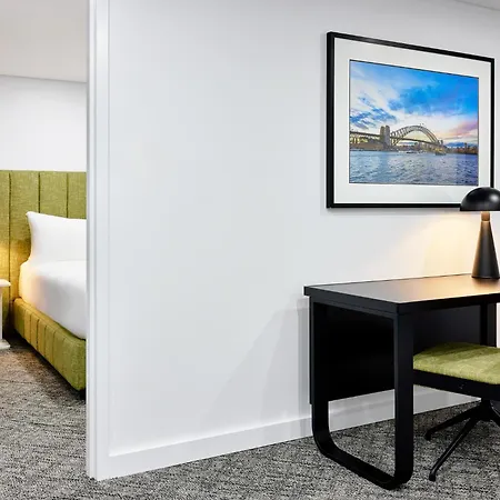 Meriton Suites Waterloo-2