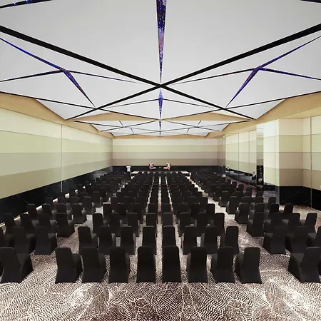 Novotel New Delhi City Centre-3
