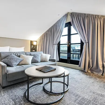 Doubletree By Hilton London Kensington-3