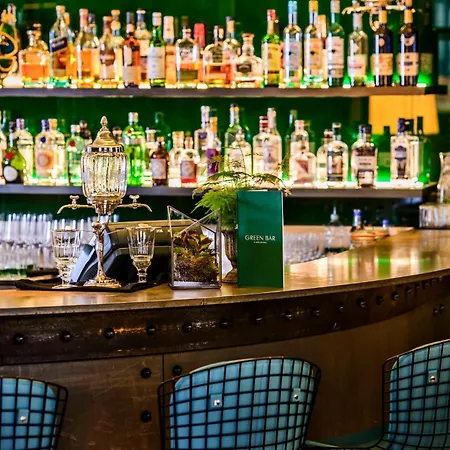 Hotel Cafe Royal-3