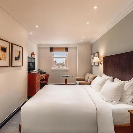 Radisson Blu Hotel, London Leicester Square-3