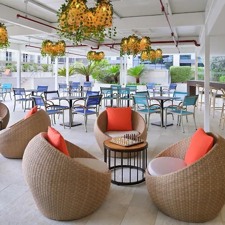 Moevenpick Hotel Apartments Downtown Dubai-3