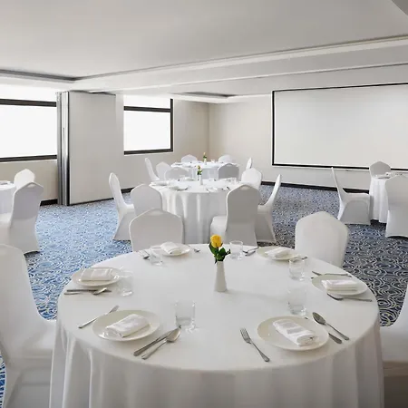 Moevenpick Hotel Apartments Al Mamzar Dubai-3