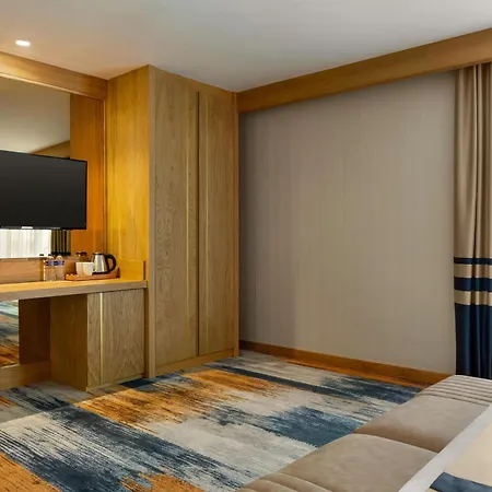 Days Inn By Wyndham Istanbul Bomonti-2