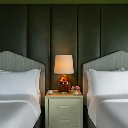 Jw Marriott Essex House New York-2