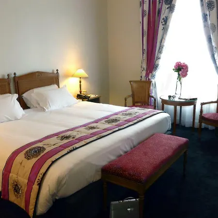 Royal Hotel Paris Champs Elysees-2