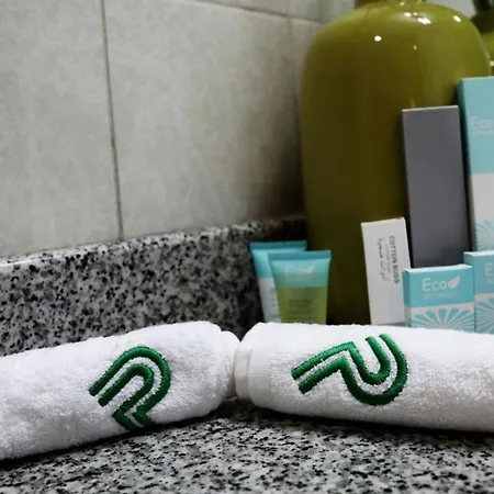 Parkside Hotel Apartment-2