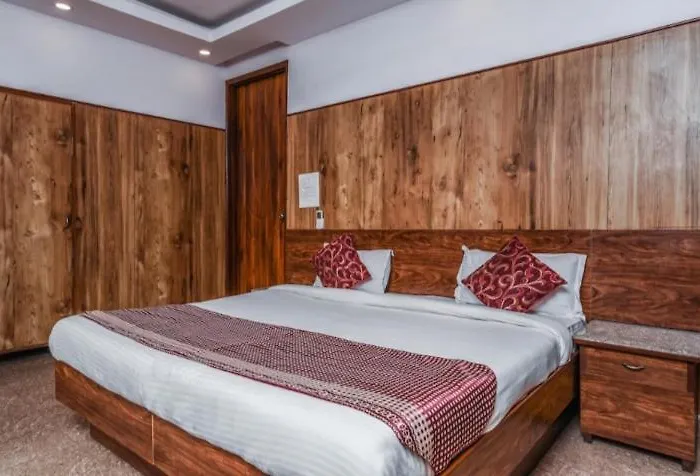 Hotel Satwah 29 Just Near Nizamuddin Railway Station And India Gate New Delhi