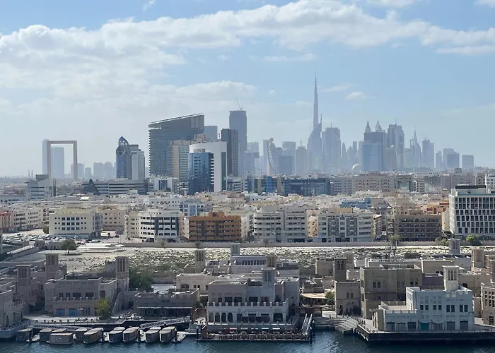 Carlton Dubai Creek Hotel