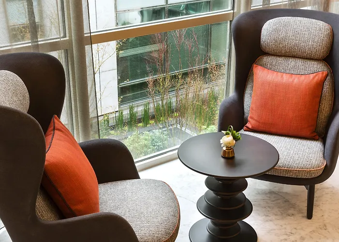 La Clef Tour Eiffel Paris By The Crest Collection Hotel