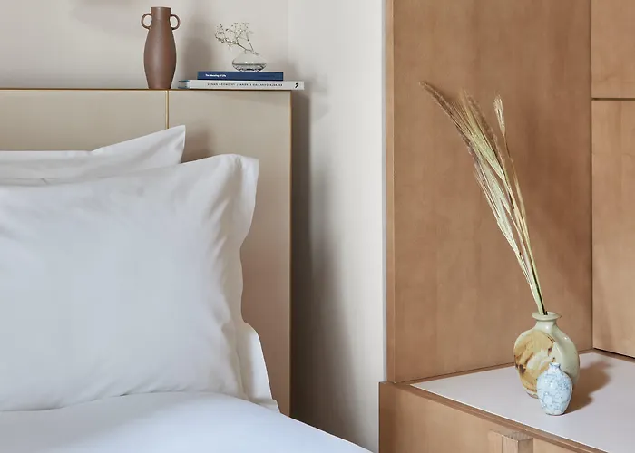 Buckle Street Studios By Locke, Aldgate London