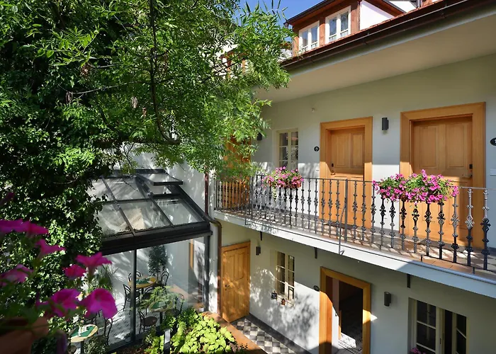 Hotel At The White Lily Prague