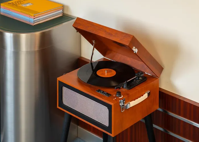 Hotel Des Grands Voyageurs Paris