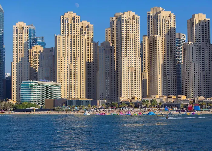 Hilton Dubai The Walk Hotel