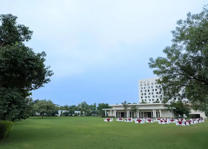 Doubletree By Hilton Jaipur Amer