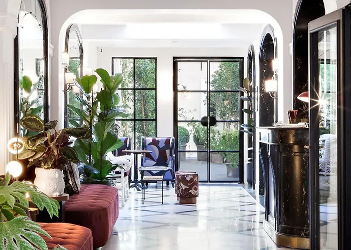 Hotel Bienvenue Paris