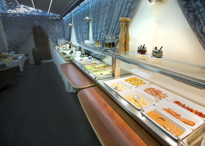 Luxury Family Hotel Royal Palace Prague