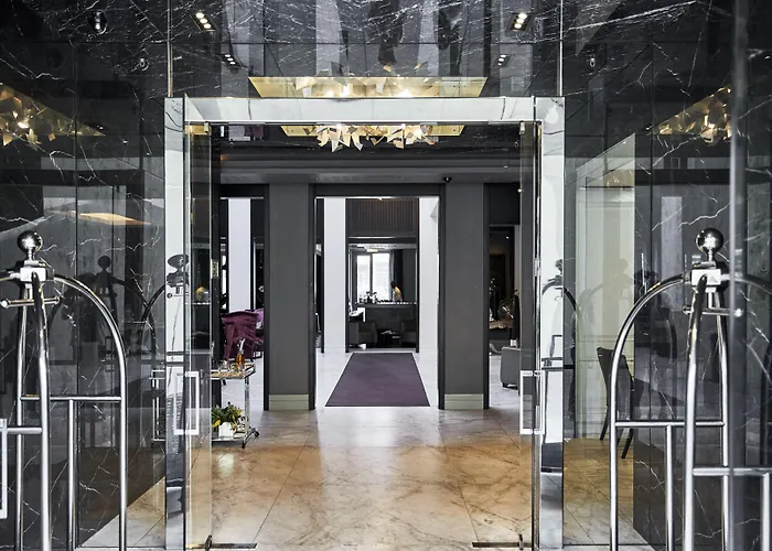 Queen Victoria Hotel By Newmark Cape Town