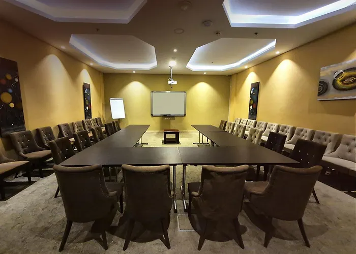 Signature Hotel Al Barsha Dubai