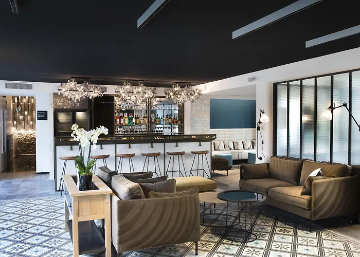 Hotel Les Deux Girafes Paris