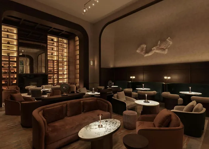 The St. Regis Dubai, The Palm Hotel